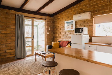 Margaret River Holiday Cottages - Hobart Tourism 1