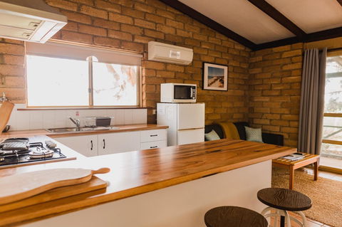 Margaret River Holiday Cottages - Hobart Tourism 4