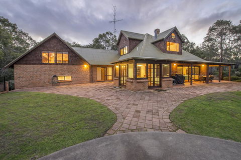 A Hidden Bush Delight - Tourism TAS 4