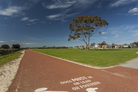 Attadale Excutive Villa - Tourism TAS 2