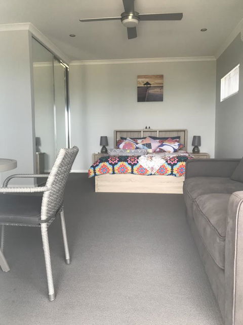 Beach House At SeaScapes.. - Tourism TAS 9
