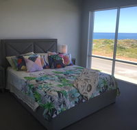 Beach House at SeaScapes.. - Tourism TAS