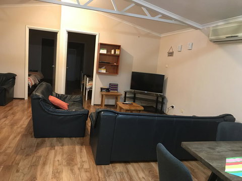 Sabai Accommodation - Tourism TAS 14