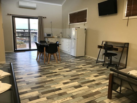 Sabai Accommodation - Tourism TAS 7