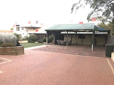 Sabai Accommodation - Tourism TAS 15