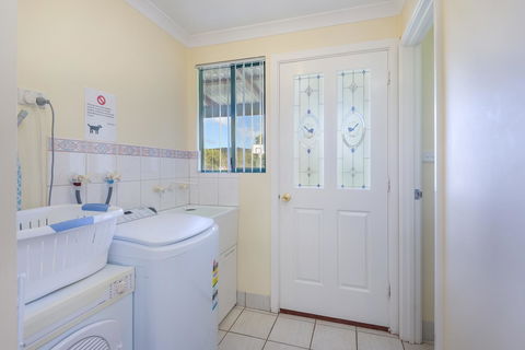 Surfside Ocean Beach Denmark Holiday Accommodation - Hobart Tourism 25