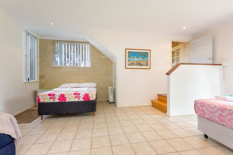 Surfside Ocean Beach Denmark Holiday Accommodation - Hobart Tourism 14