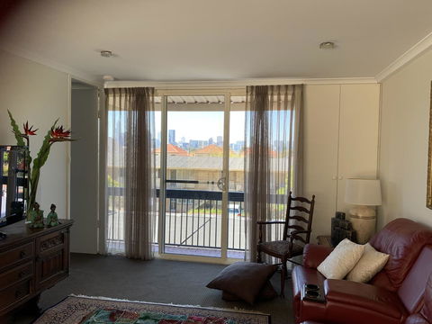 River City Haven - Hobart Tourism 5