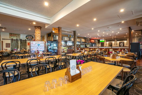 Nightcap At Wanneroo Tavern - Tourism TAS 31