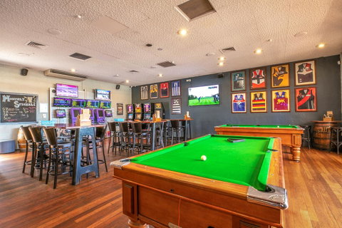 Nightcap At Wanneroo Tavern - Tourism TAS 5