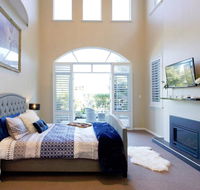 Sorrento Beach Manor - Hobart Tourism