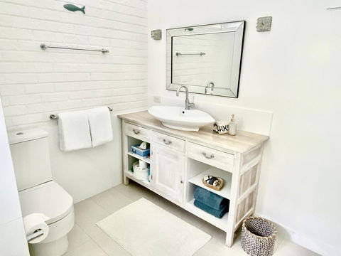 Whitesands Holiday Villas - Tourism TAS 3