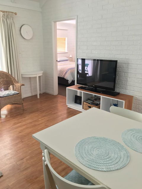 Whitesands Holiday Villas - Tourism TAS 18