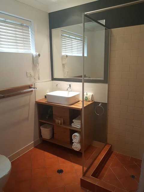 Adamsons Riverside Accommodation - Tourism TAS 2