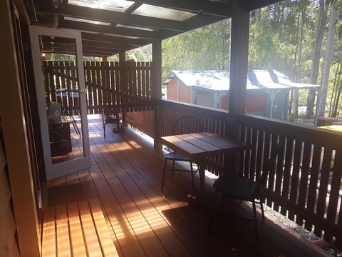 Adamsons Riverside Accommodation - Tourism TAS 13