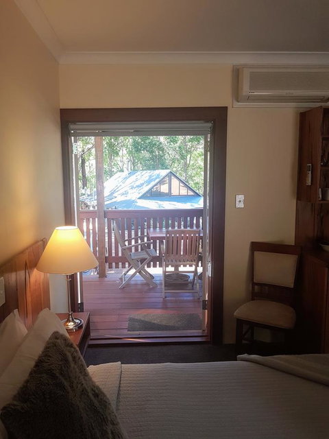 Adamsons Riverside Accommodation - Tourism TAS 10