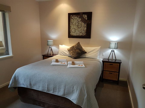 Adamsons Riverside Accommodation - Tourism TAS 31