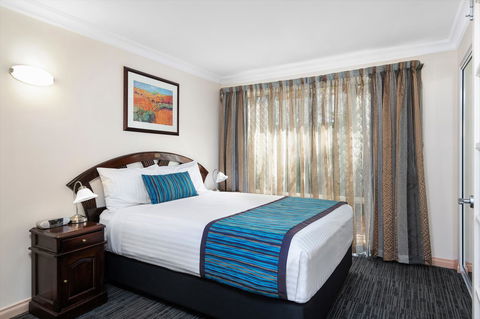 Quest Yelverton Kalgoorlie - Hobart Tourism 3