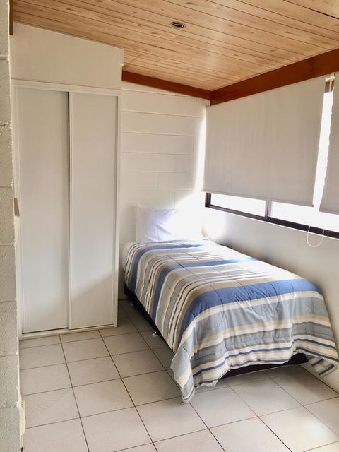 Cottesloe Beach Chalets - Hobart Tourism 18