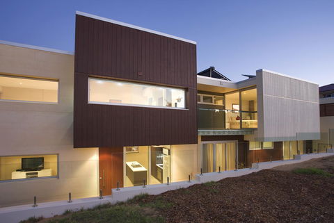 Alouarn Apartments - Hobart Tourism 1