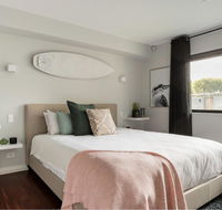 Starboard Drift - Captain  Crew - In Town Entire House for 8 - Hobart Tourism