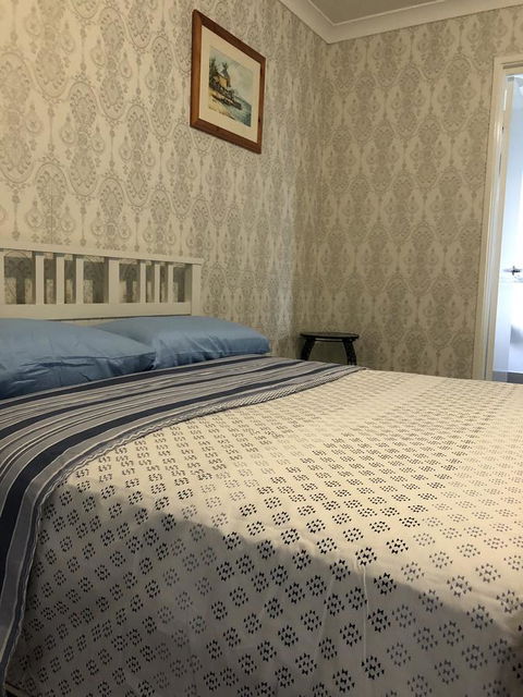 Nora Muslim Holiday Home - Hobart Tourism 7