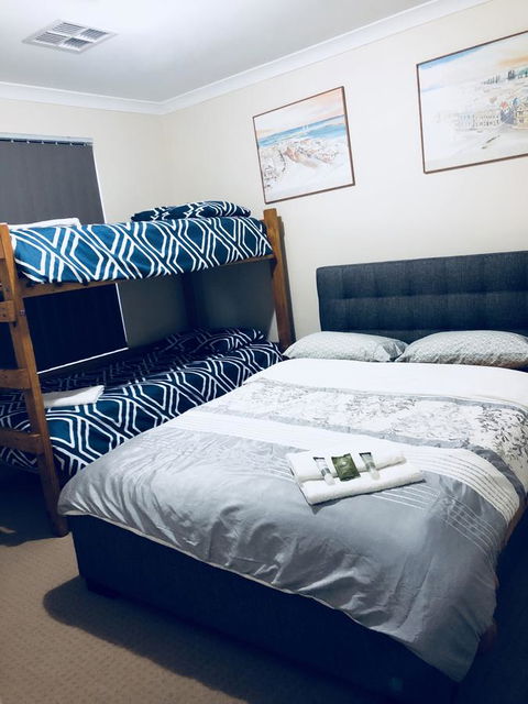 Nora Muslim Holiday Home - Hobart Tourism 11