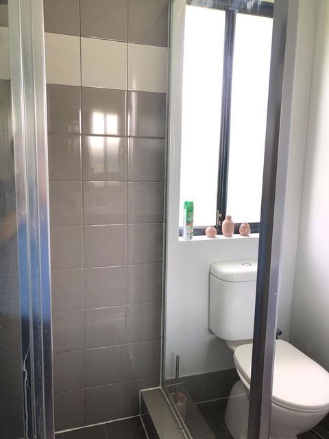 Nora Muslim Holiday Home - Hobart Tourism 32