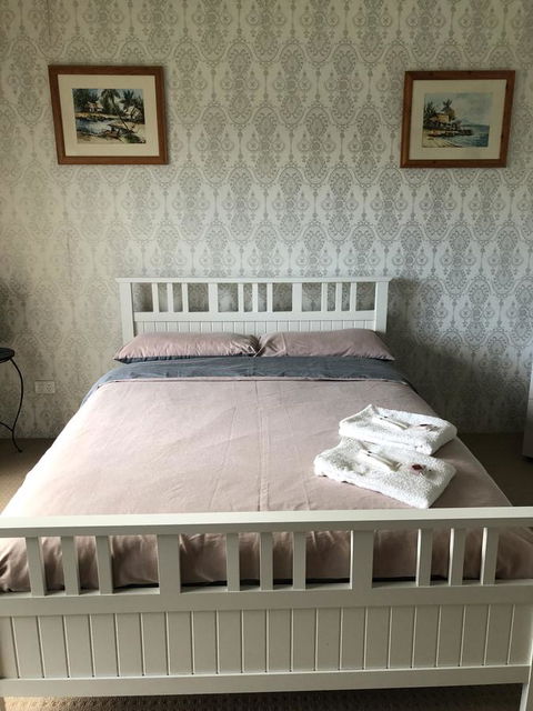 Nora Muslim Holiday Home - Hobart Tourism 1