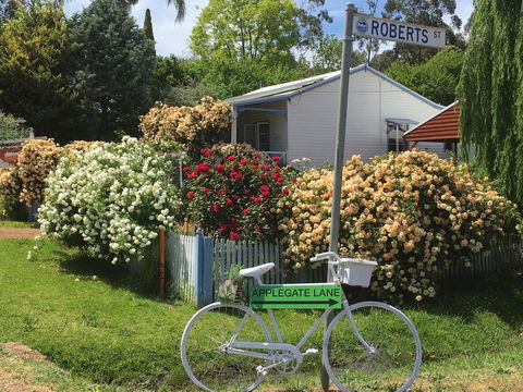 Applegate Lane Chalet - Tourism TAS 2