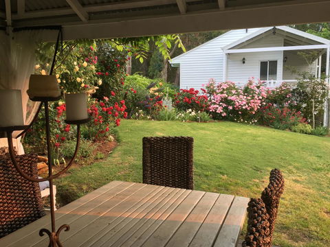 Applegate Lane Chalet - Tourism TAS 19