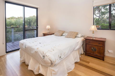 12/26 Yallingup Beach Road - Hobart Tourism 7