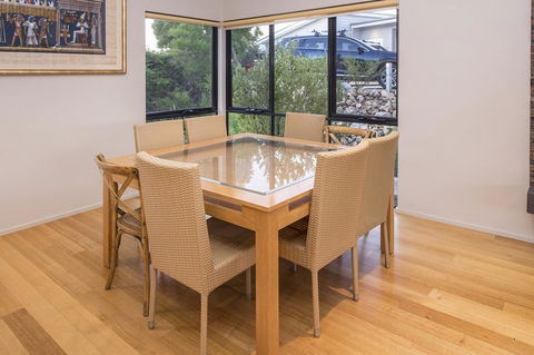 12/26 Yallingup Beach Road - Hobart Tourism 13