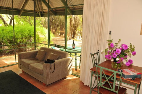 Waterfall Cottages - Tourism TAS 10