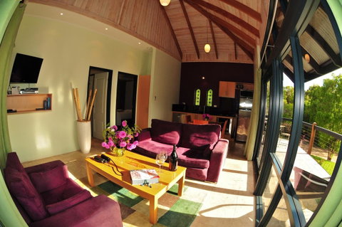 Waterfall Cottages - Tourism TAS 12