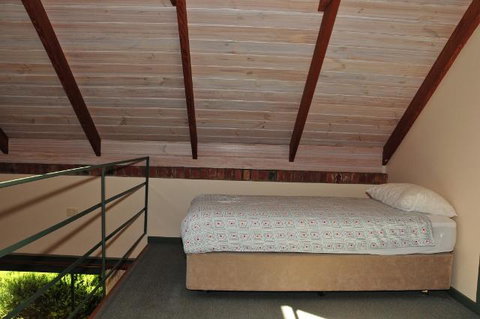 Waterfall Cottages - Tourism TAS 3
