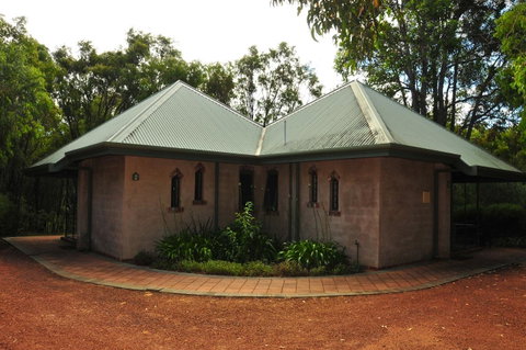 Waterfall Cottages - Tourism TAS 23