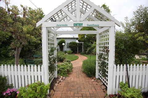 Jacaranda Guest House - Hobart Tourism 0