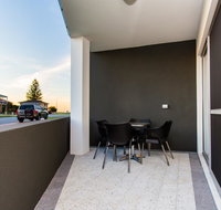 Reflections By Rockingham Apartments - Tourism TAS
