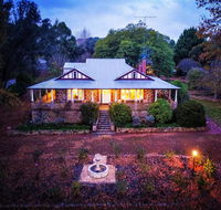 Historic Oakhill House Entire Estate - Hobart Tourism