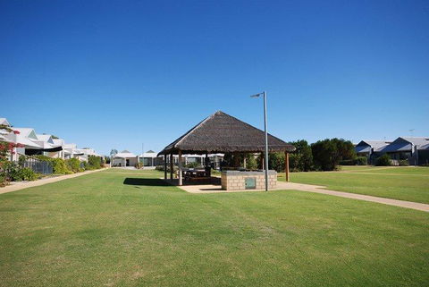 Seas The Day - Jurien Bay - Tourism TAS 35