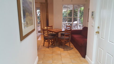 Two Sisters Chalets - Tourism TAS 4