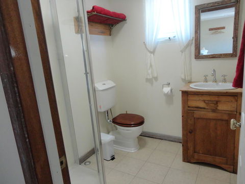 Di's Cabin In Dwellingup - Hobart Tourism 20