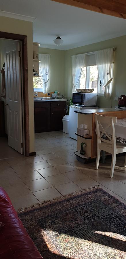 Di's Cabin In Dwellingup - Hobart Tourism 13