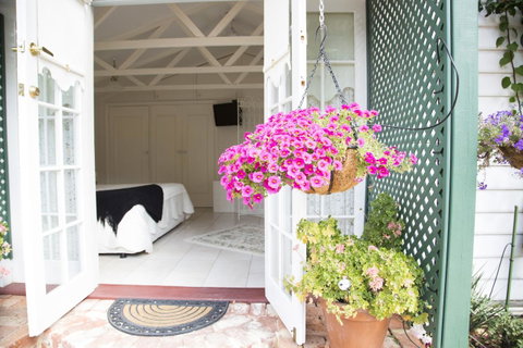Rosebridge House Bed & Breakfast Adult Retreat - Tourism TAS 8