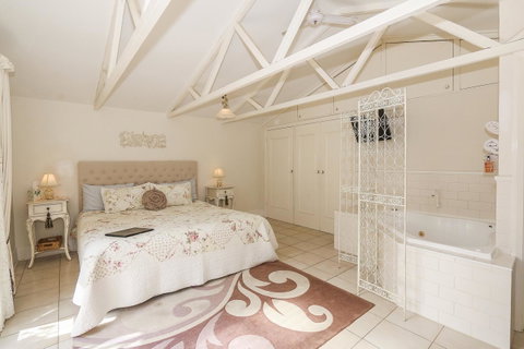 Rosebridge House Bed & Breakfast Adult Retreat - Tourism TAS 5