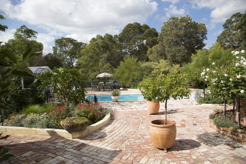 Rosebridge House Bed & Breakfast Adult Retreat - Tourism TAS 27