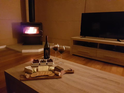 Jarrah Grove Forest Retreat - Tourism TAS 9