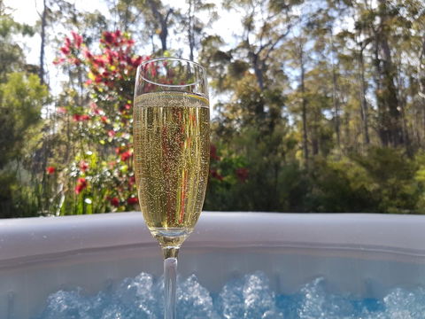 Jarrah Grove Forest Retreat - Tourism TAS 11
