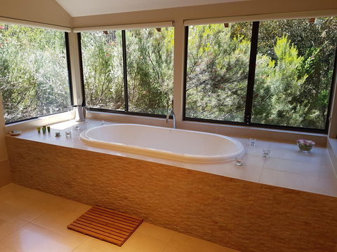Jarrah Grove Forest Retreat - Tourism TAS 0